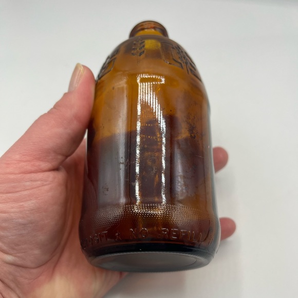 Vintage retro genesee beer bottle brown amber wheat embossed drinking bottles - Picture 2 of 5